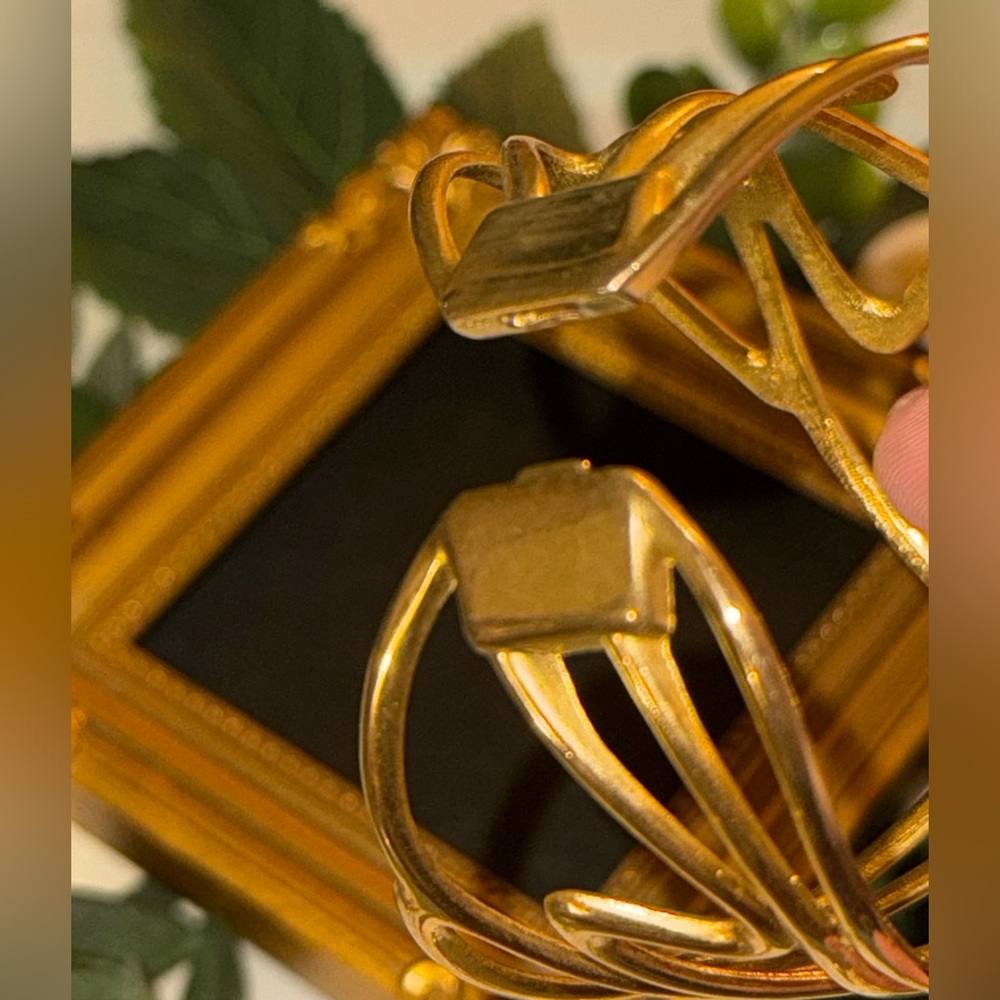 Vintage Modern Gold Tone Cuff Bracelet - Picture 9 of 16